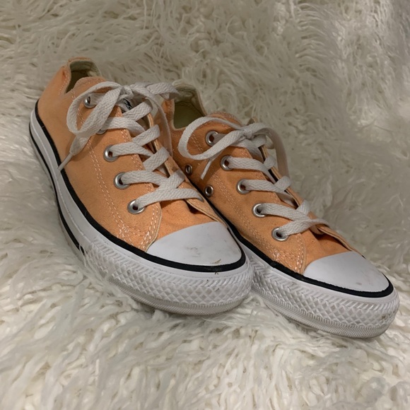 Converse Shoes - cute low top converse